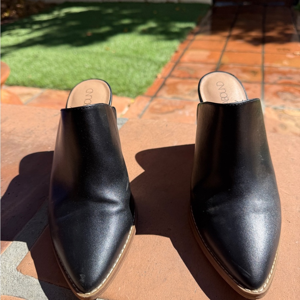 Abound Black Leather Booties